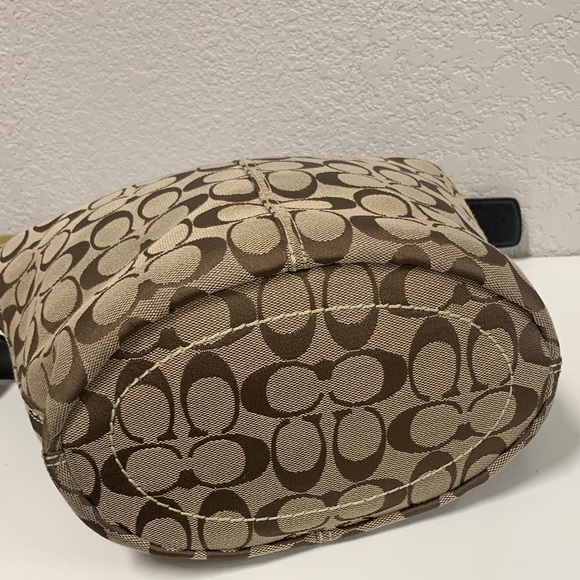 Coach Tan and Black Signature Shoulder Bag - Picture 12 of 14